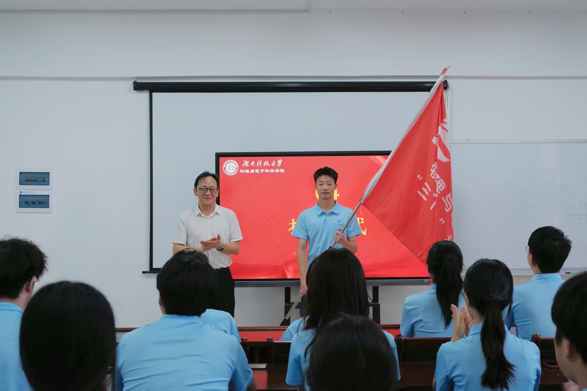 91dc680f971c42528404d487cb48eeec.jpg 91dc680f971c42528404d487cb48eeec.jpg